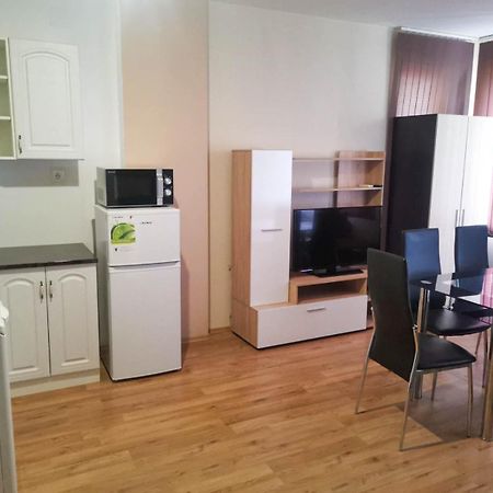 Central Apartment 4 Stara Zagora Ngoại thất bức ảnh